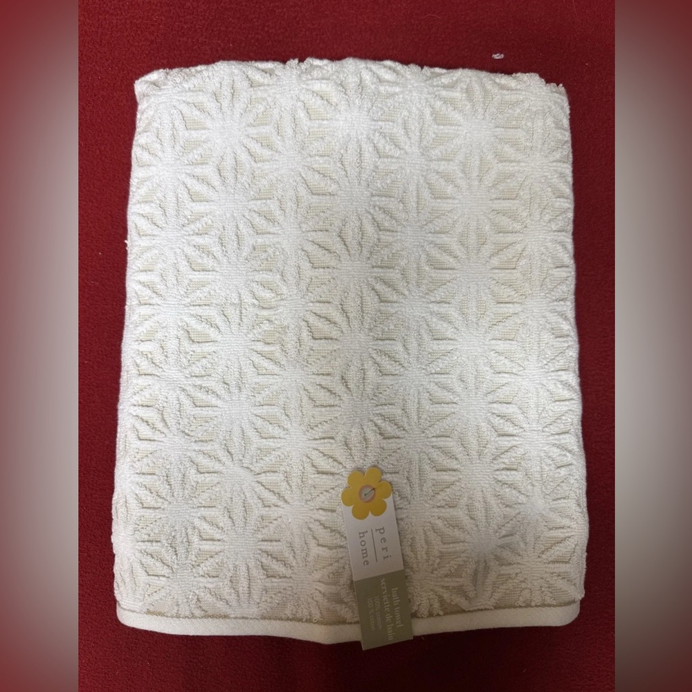 Peri Home  Soft COTTON Saromi Bath TOWEL  27x55” Linen Beige Color NWT